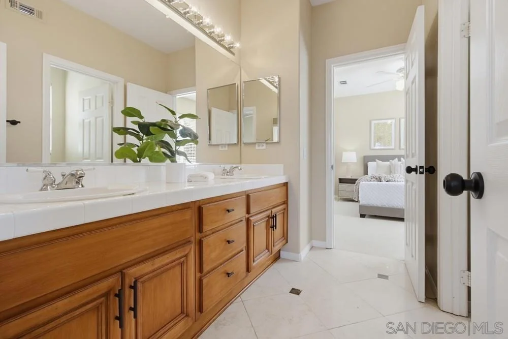 Photo of 1241 White Sands Dr.