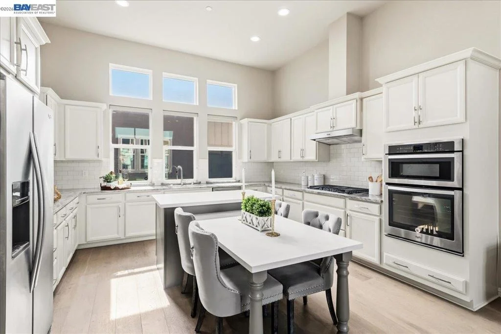 Photo of 4398 Healdsburg Way