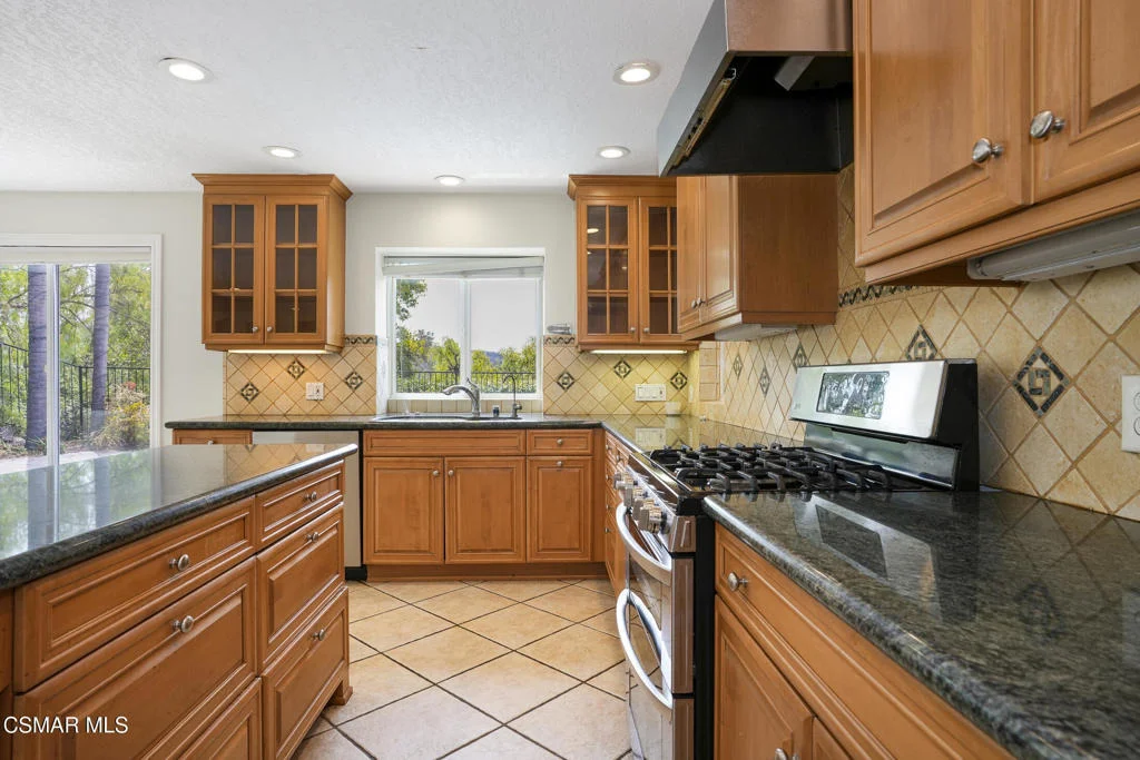 Photo of 6626 Oak Forest Drive