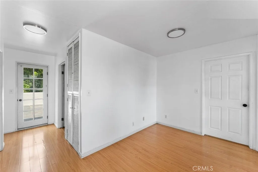 Photo of 7431 Vanalden