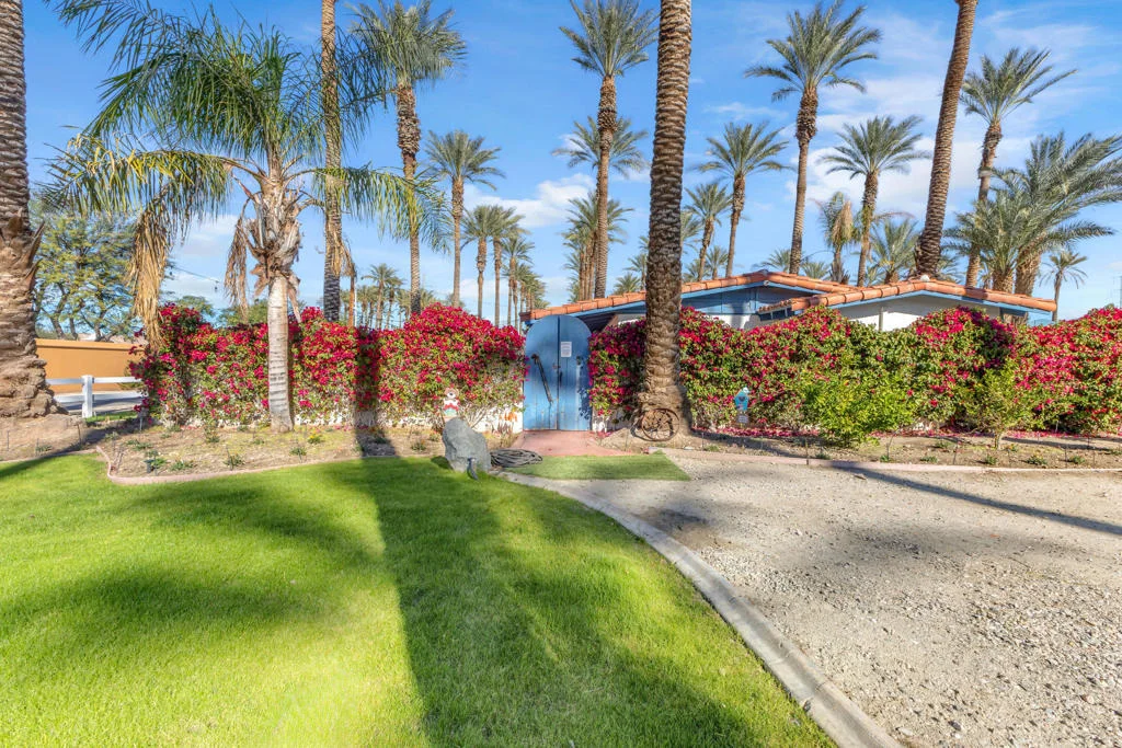 Photo of 58200 Almonte Drive