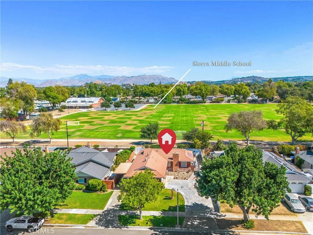 Photo of 6730 Montclair Dr