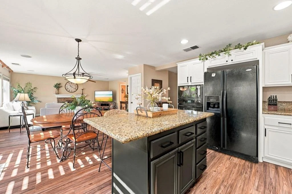 Photo of 316 Spring Canyon Way