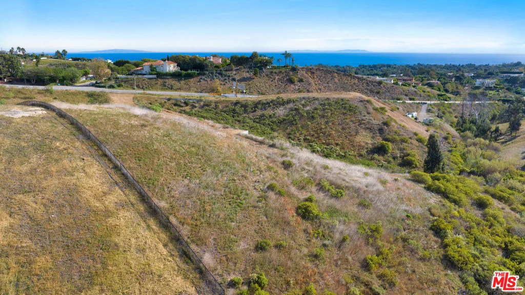 Photo of 6061 Kanan Dume Road