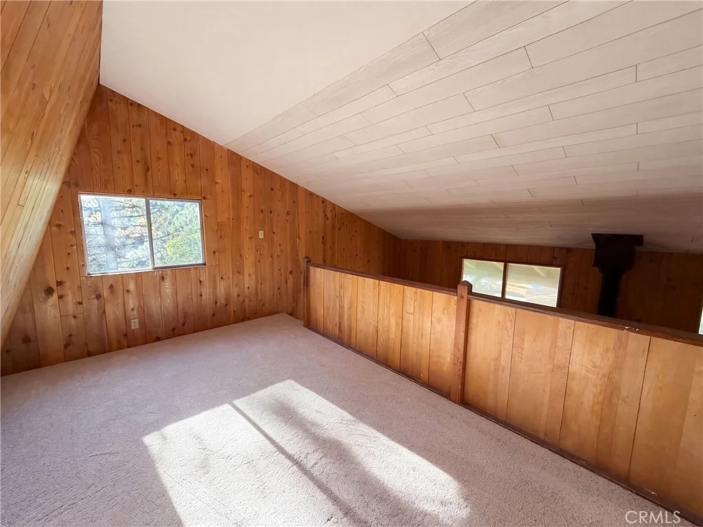 Photo of 577 Oak Knoll