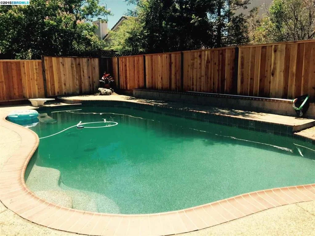 Photo of 1170 AMANDA CIR
