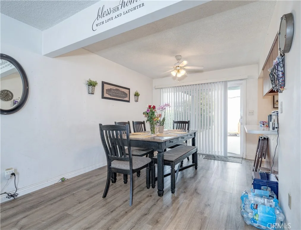 Photo of 10921 Walnut