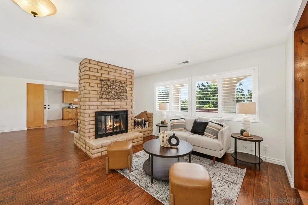 Photo of 2826 Calle De Malibu