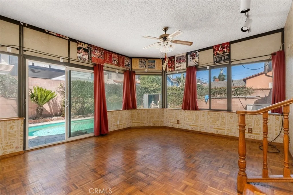 Photo of 10253 Angell