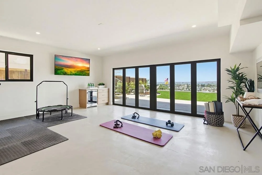 Photo of 1550 Everview