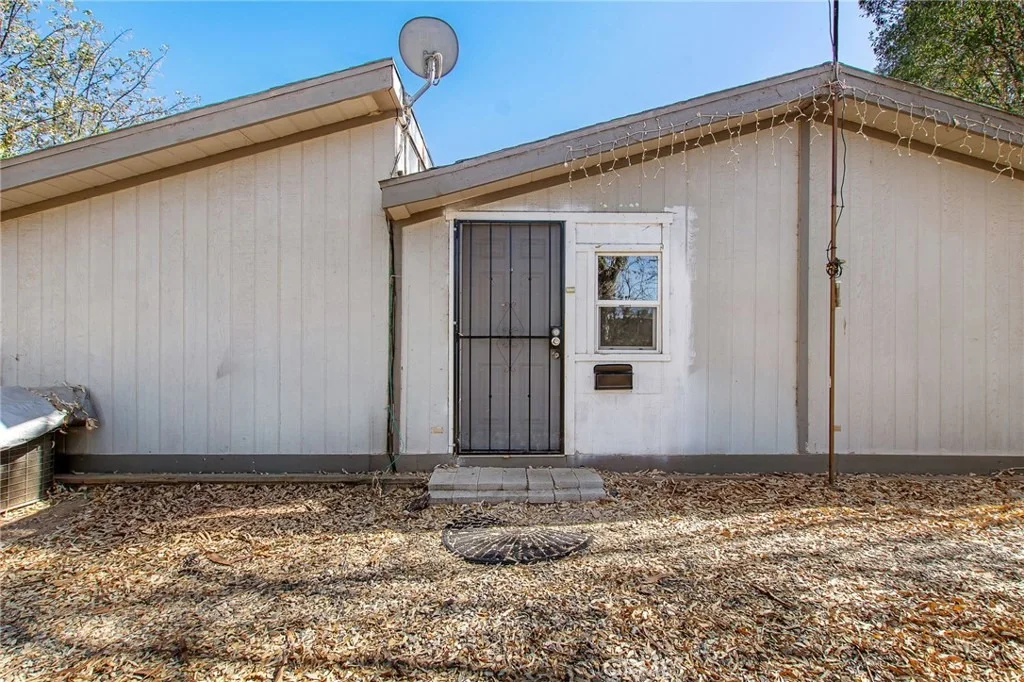 Photo of 20318 Palomar Street