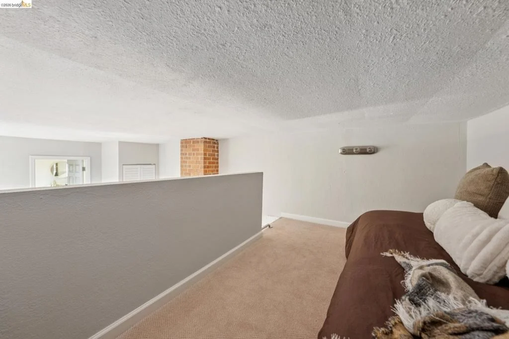 Photo of 1036 Spring Ct