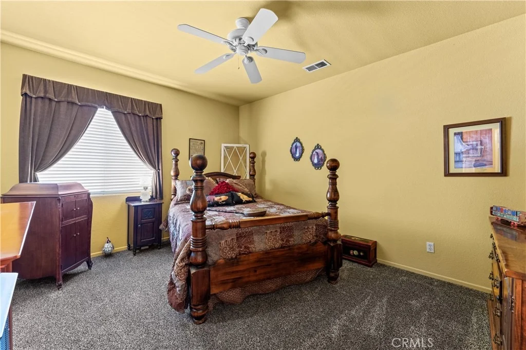 Photo of 40145 Colony