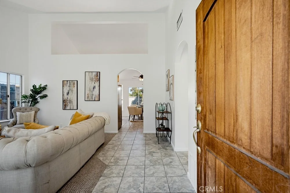 Photo of 40120 Paseo Del Sol