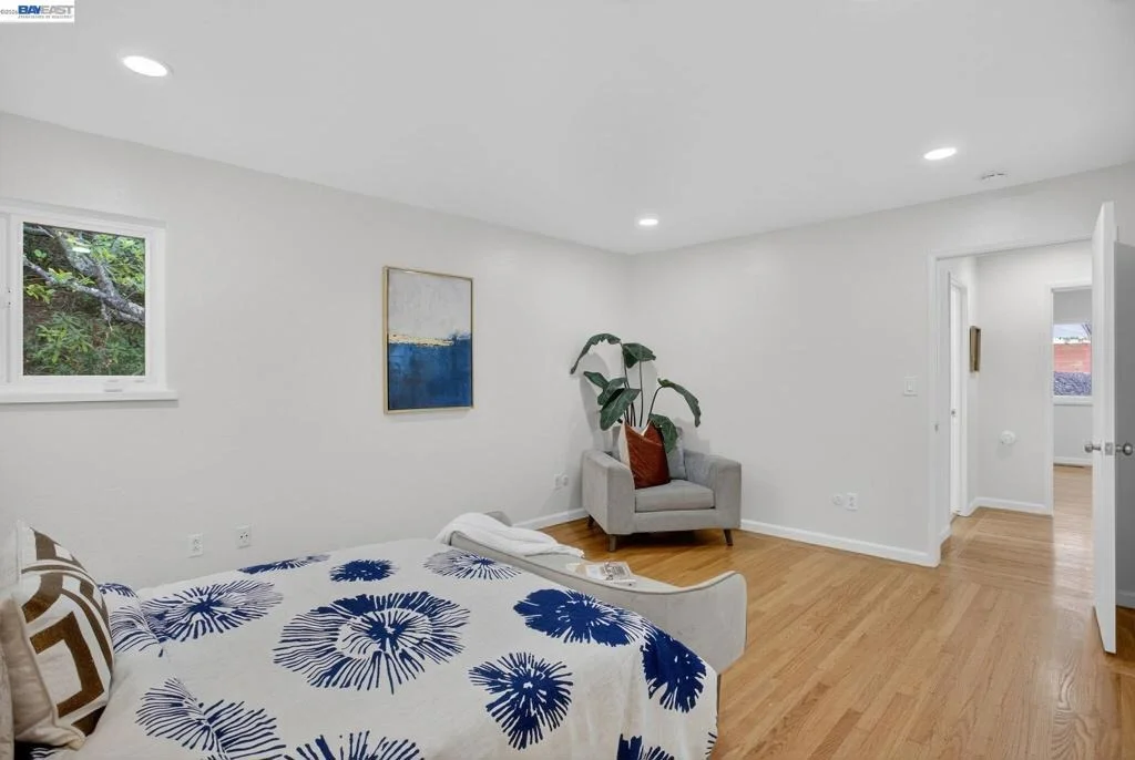 Photo of 350 Elysian Fields Dr