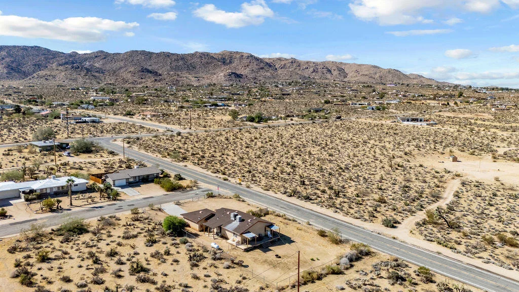 Photo of 61714 Alta Mesa Drive