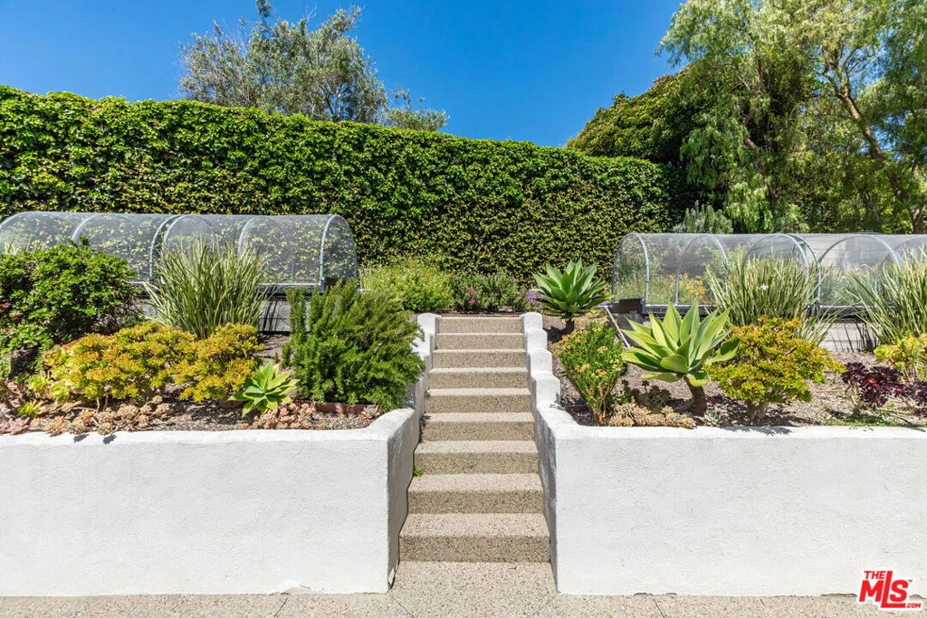 Photo of 28901 Boniface Drive