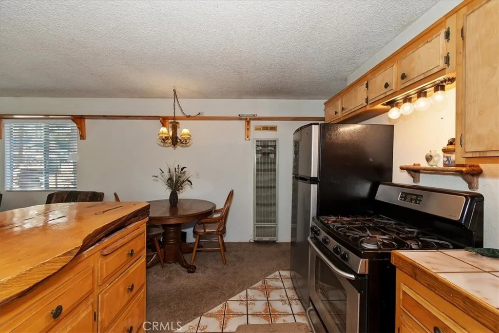 Photo of 676 Pine Lane
