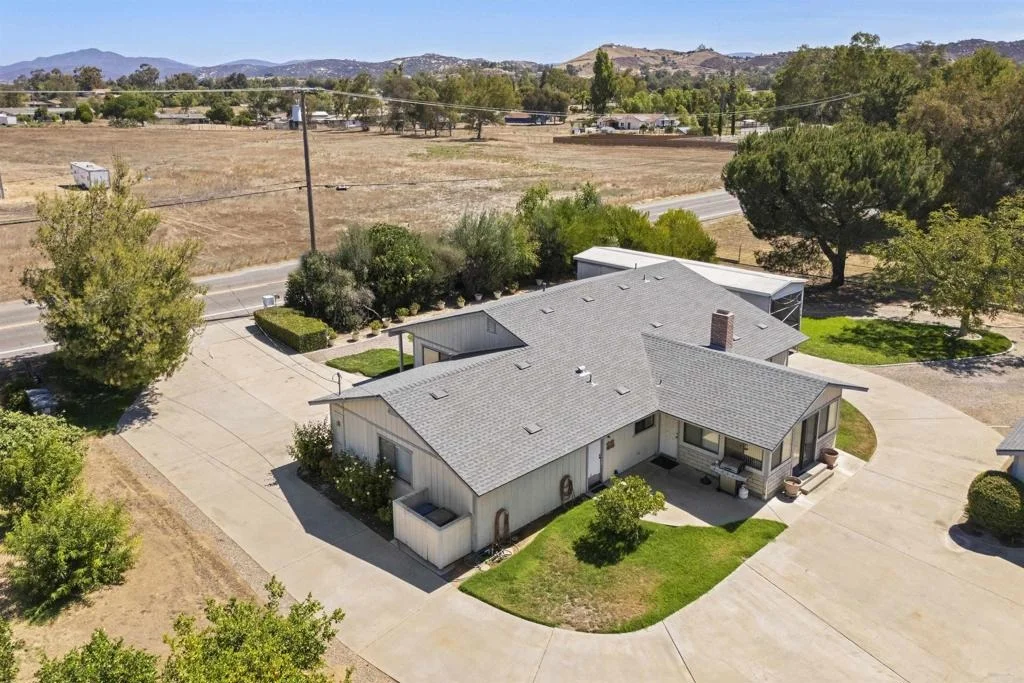 Photo of 842 Hanson Ln