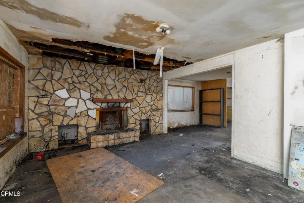 Photo of 3035 Lake Street
