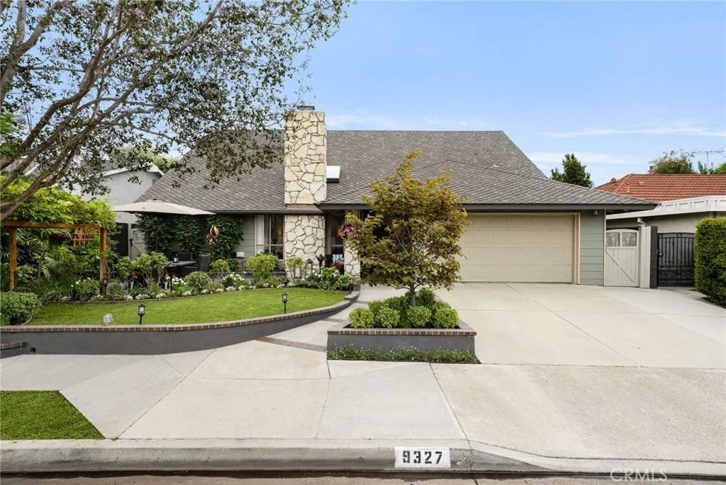 Photo of 9327 Lexington Street