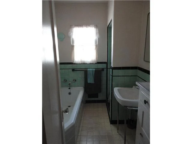 Photo of 920 5th Street