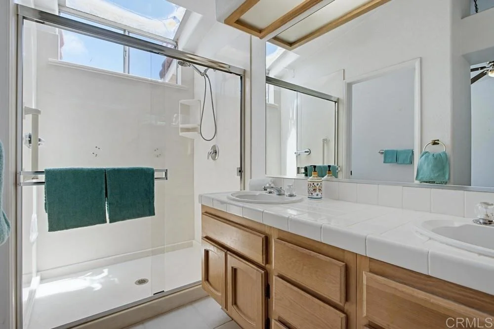 Photo of 2194 Luz Way