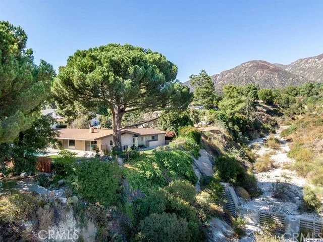Photo of 2301 Chapman Road