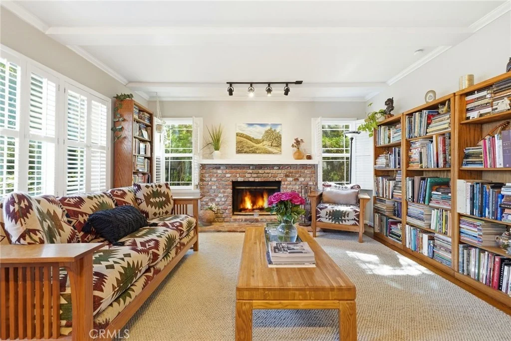 Photo of 4963 Haskell