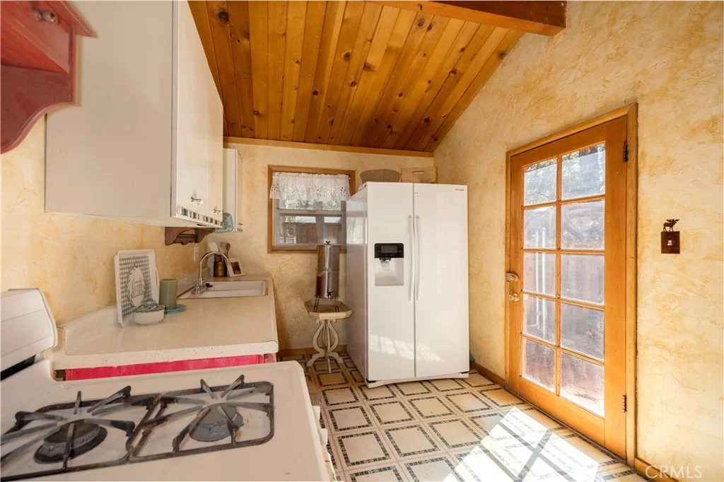 Photo of 337 Holmes Lane