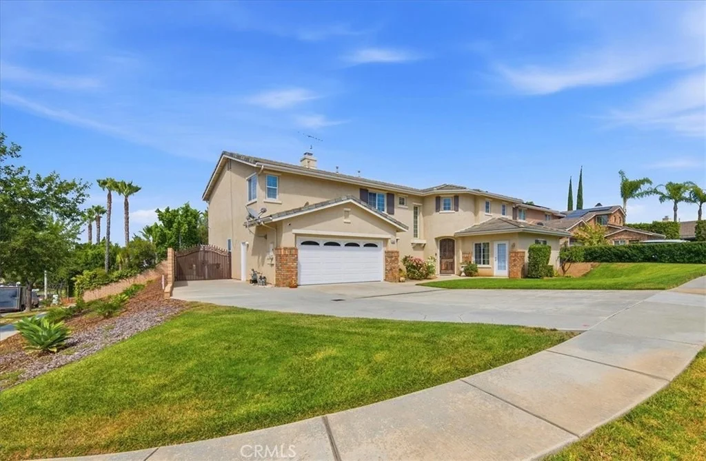Photo of 1615 Via Modena Way