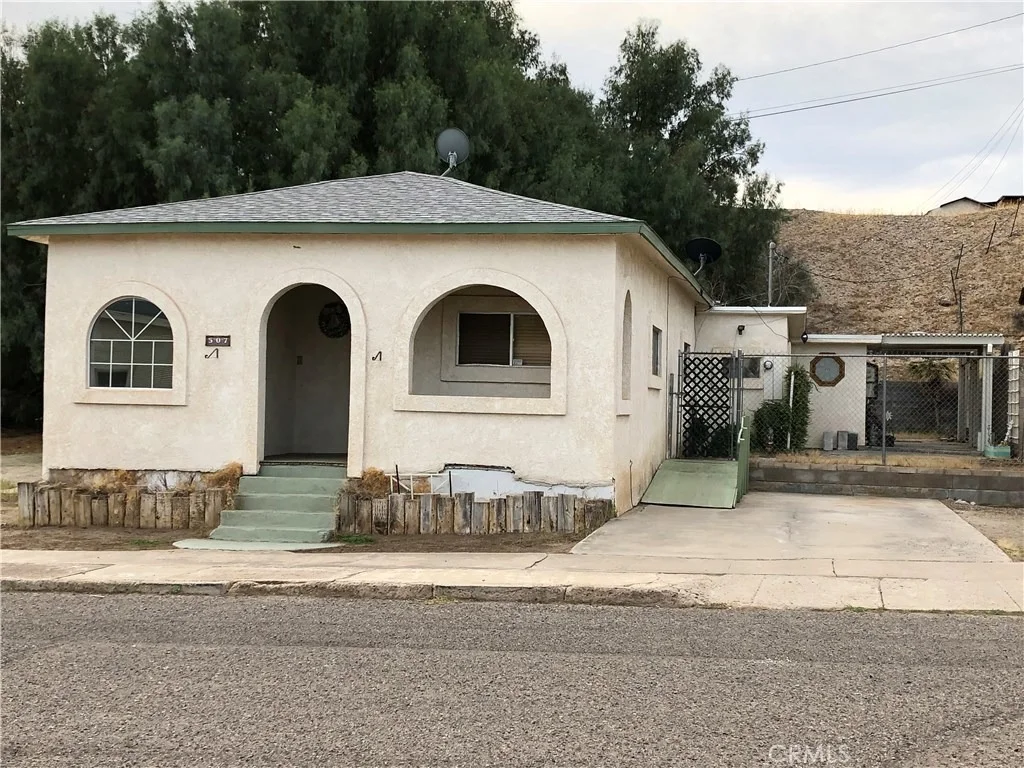 Photo of 507 Bazoobuth Street