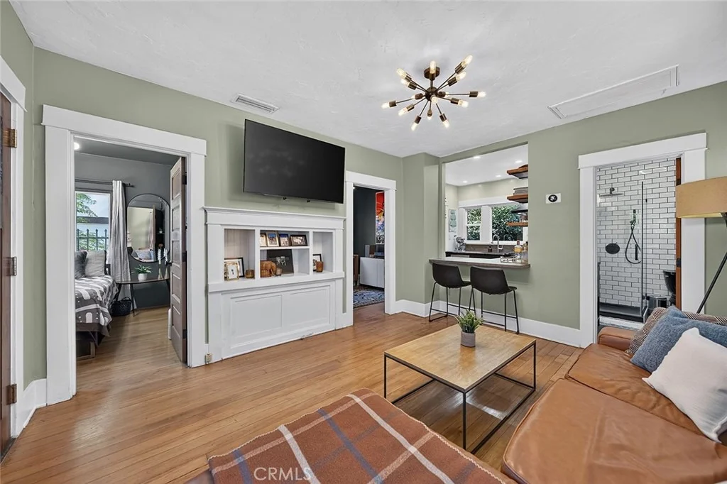 Photo of 523 Olive