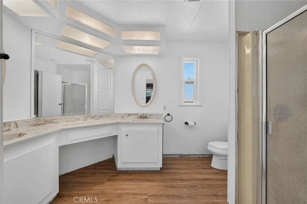 Photo of 39346 Contreras
