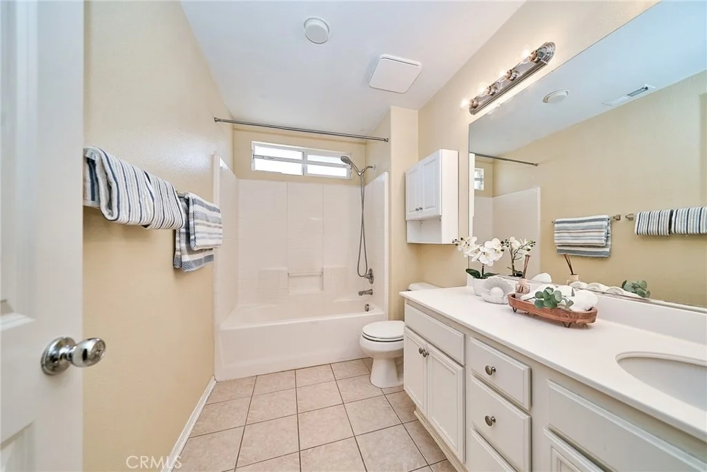 Photo of 1043 Hawthorne