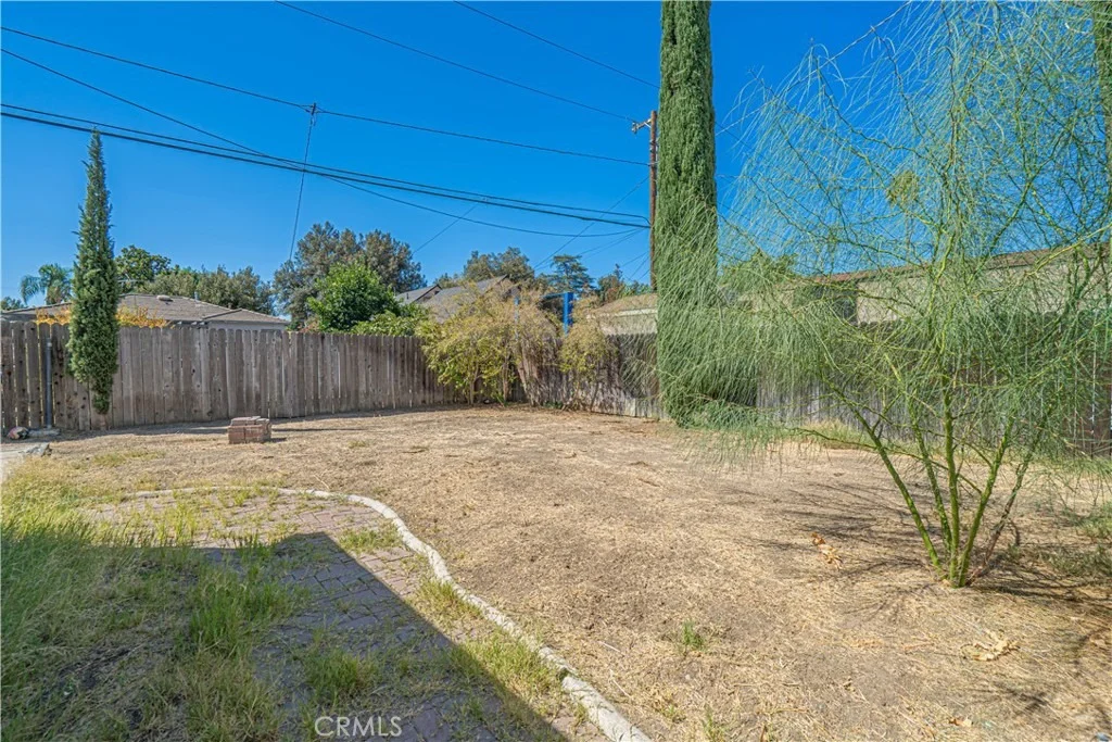 Photo of 4578 Merrill