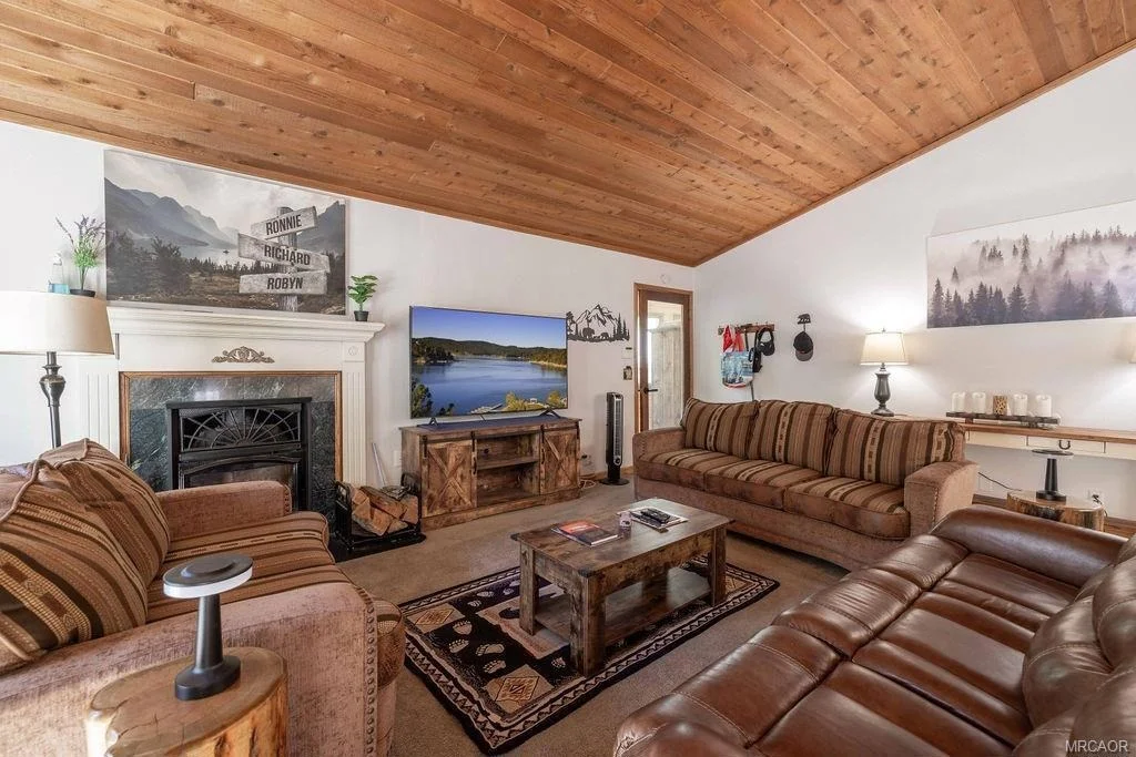Photo of 525 Bernhardt Lane