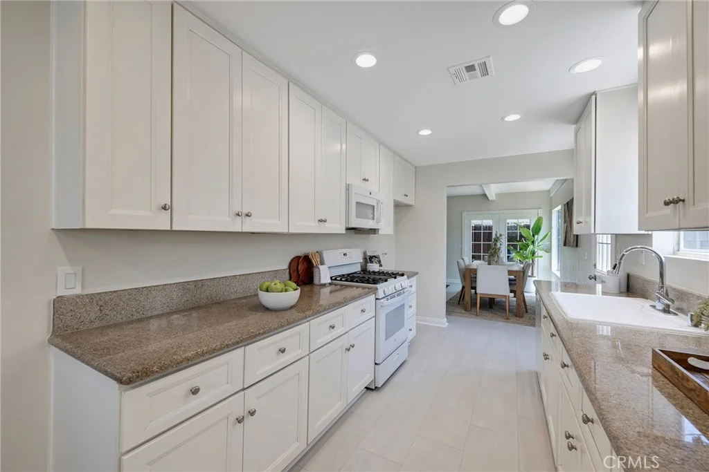 Photo of 618 S Pine Drive