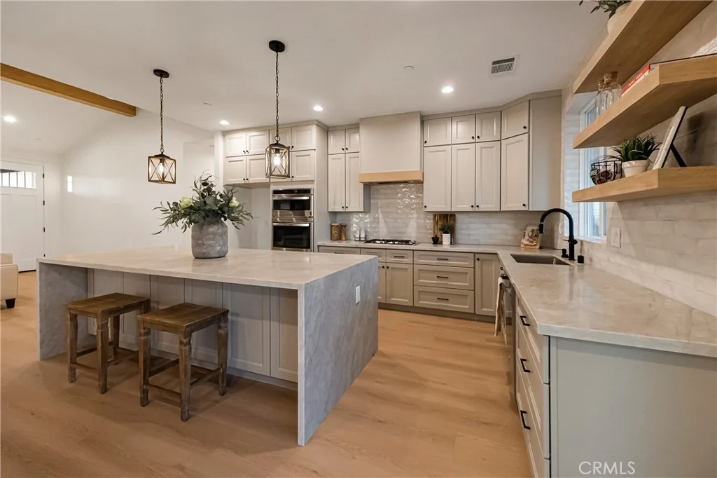 Photo of 1095 Fairview Drive