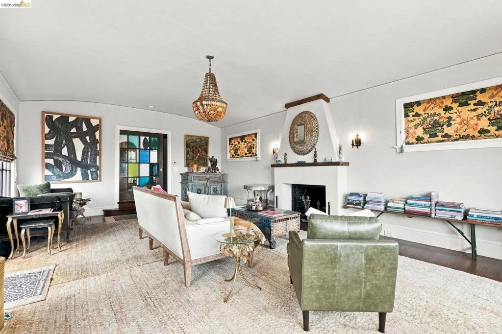 Photo of 893 Santa Barbara Rd