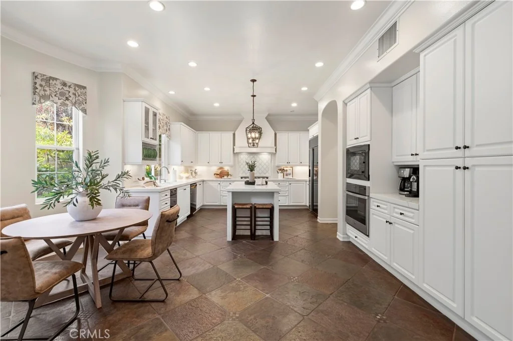 Photo of 24608 Garland Drive