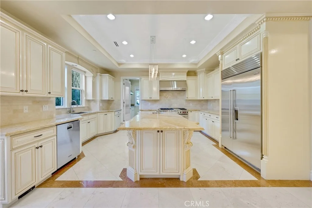 Photo of 2041 S 6th