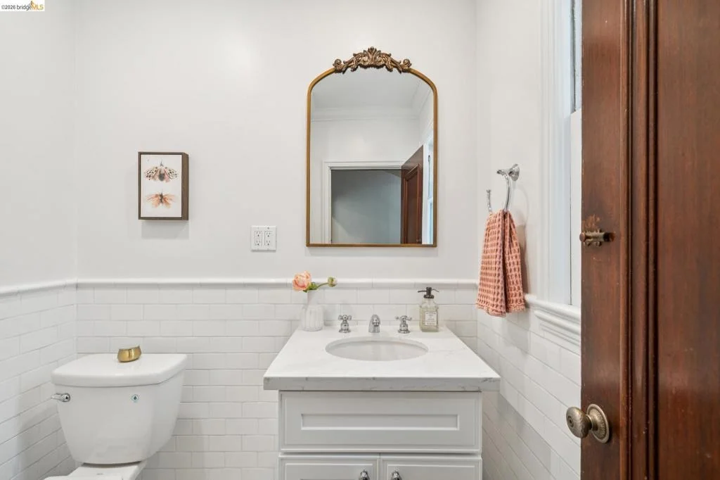 Photo of 6080 Ocean View Drive