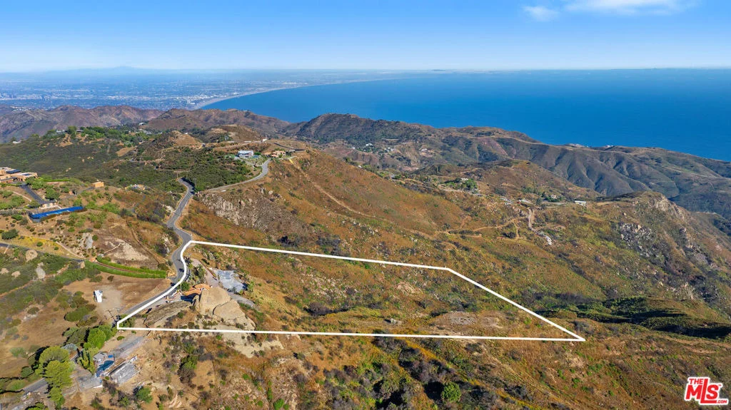 Photo of 23010 Saddle Peak Road