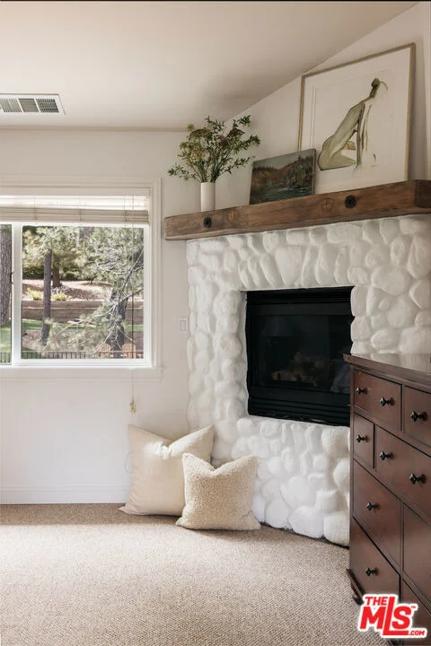 Photo of 958 Lucerne Lane