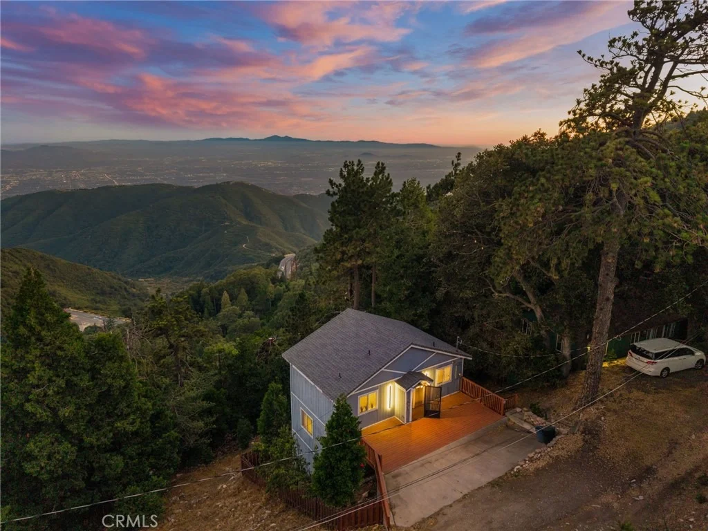 Photo of 23377 Crestview