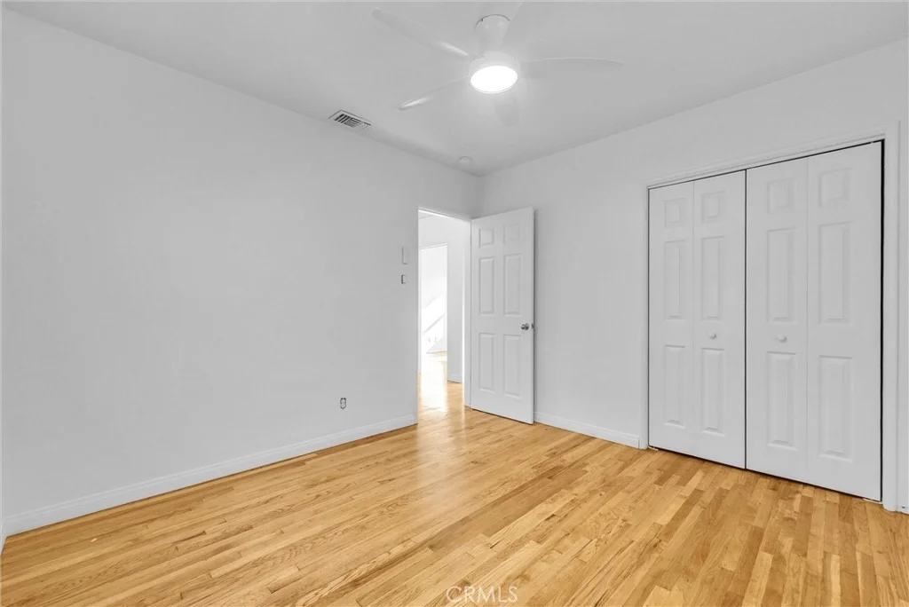 Photo of 6049 Colonial