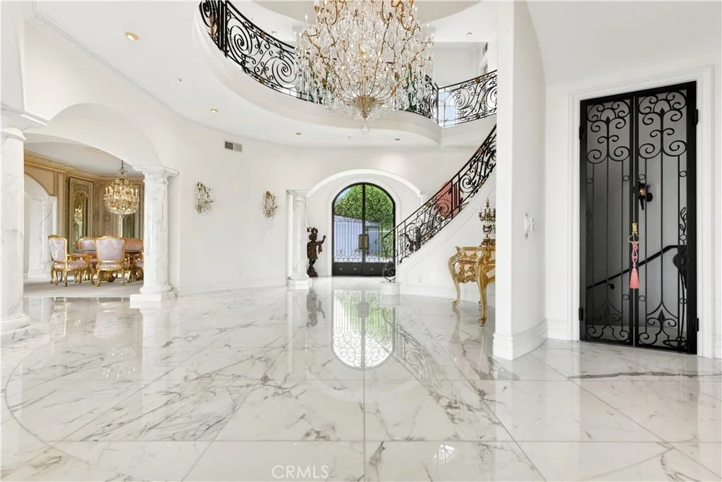 Photo of 23484 PARK COLOMBO