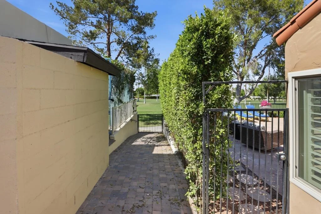 Photo of 73570 Grapevine Street