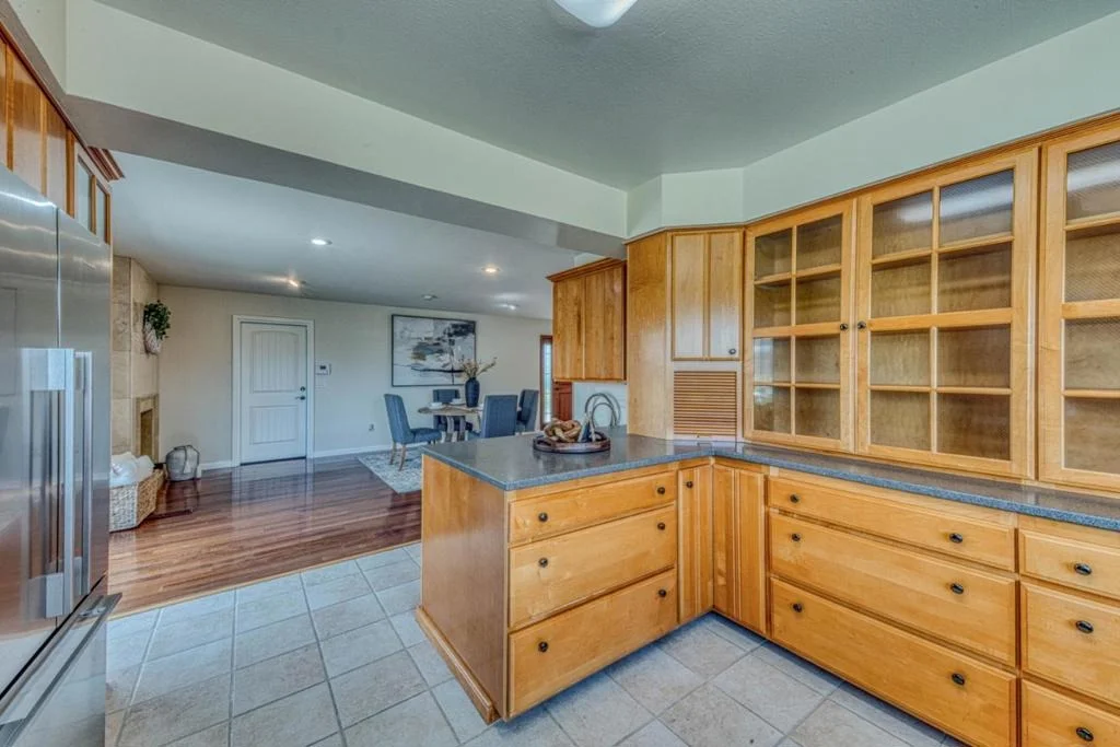 Photo of 15460 Oak Hills Drive